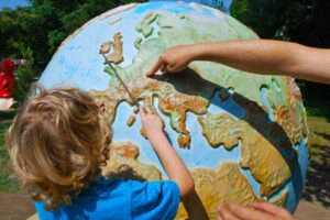 Ilmu geografi adalah