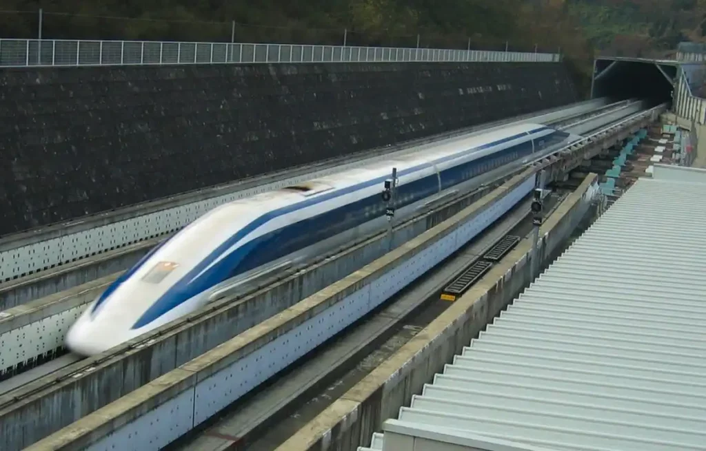 Kereta maglev sebagai kereta api cepat 