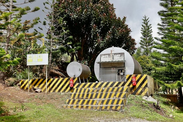 Langkah Pertolongan Pertama Saat Terjadi Tumpahan Solar Kecil di Area Tangki penanganan tumpahan solar